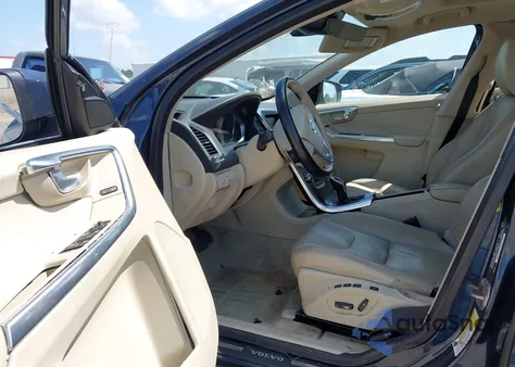 2015 Volvo Xc60 T6 из США, поврежденный, VIN YV4902RK7F2659176